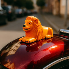 Premium Oranje Plak Leeuw Lion Car Dashboard Toy (1 Pc)
